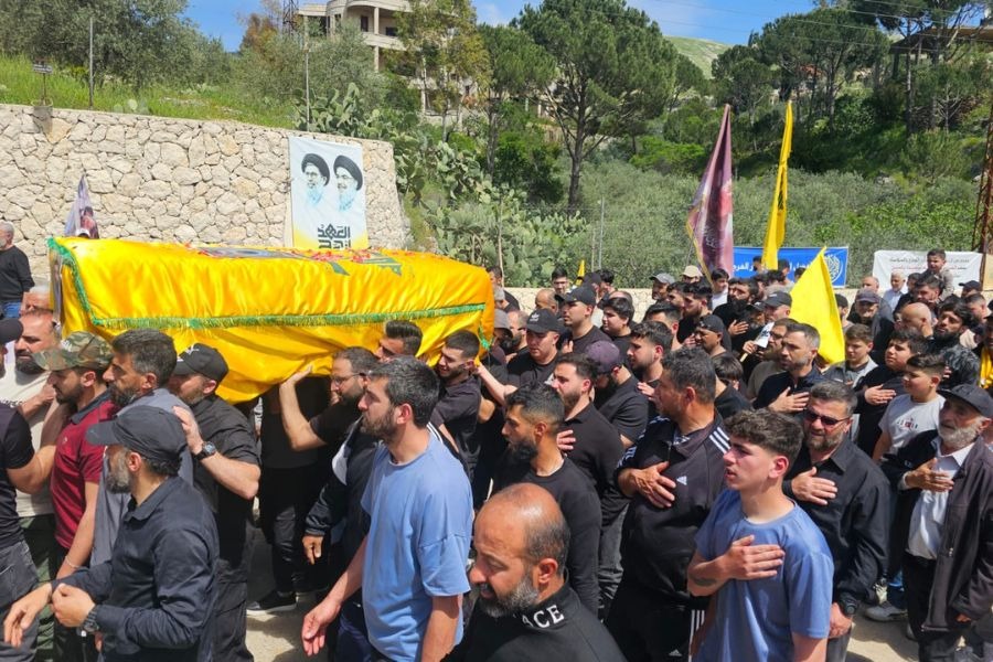 تشييع حاشد للشهيد المجاهد علي حسين مصطفى في بلدة الدلافة