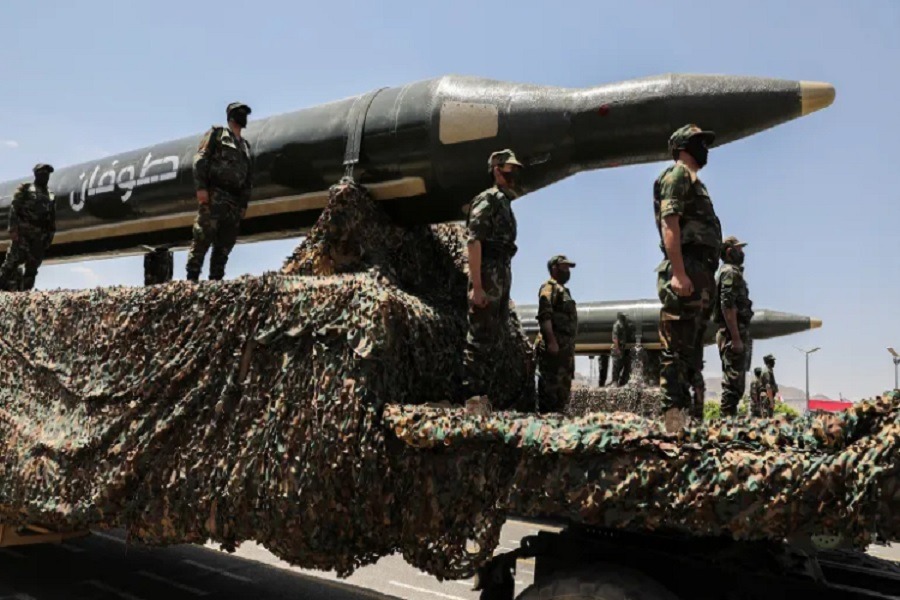 مركز بحثي أميركي: أي تحالف عسكري محتمل ضدّ صنعاء سيعرض المنطقة لخطر صواريخها