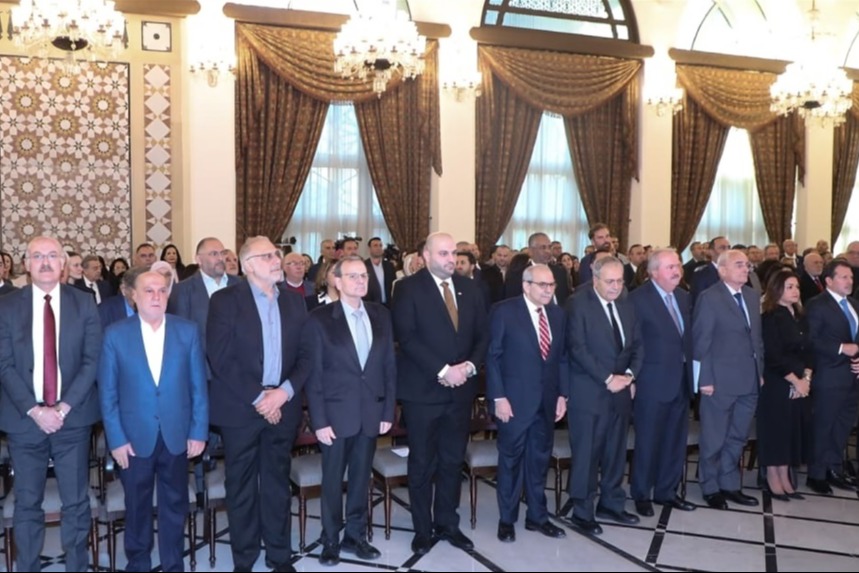 ناصر الدين مطلقًا خطة تجهيز المستشفيات الحكومية: بتضافر الجهود نبلغ التغطية الشاملة