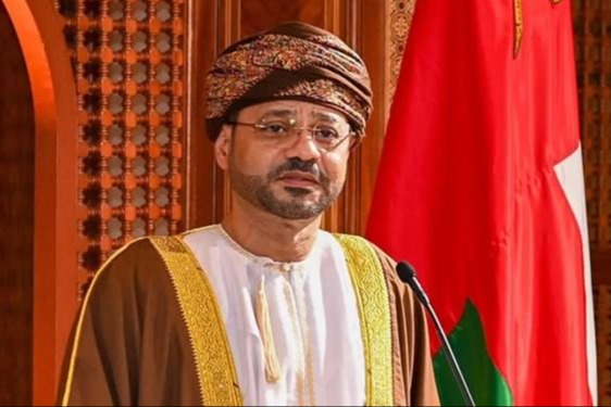 وزير الخارجية العماني: ندعو لتمديد الهدنة واستمرار المباحثات بين أميركا وإيران 