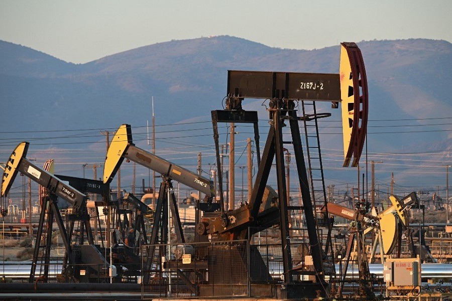 ارتفاع أسعار النفط والذهب بعد تهديدات أميركية لإيران