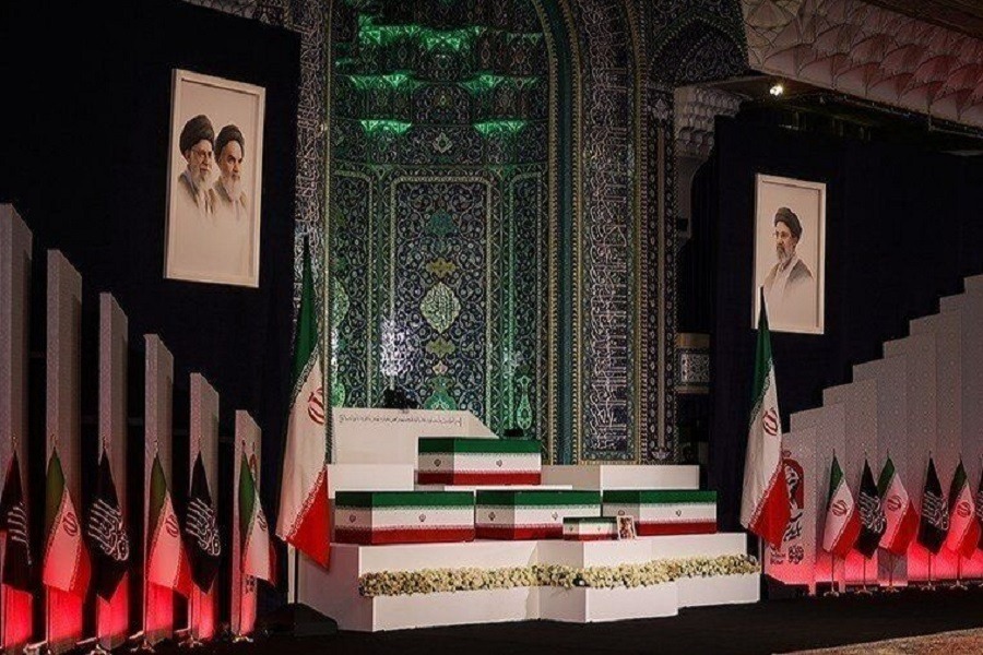 انطلاق مراسم وداع الشهيد الإمام الخامنئي (قده) في إيران