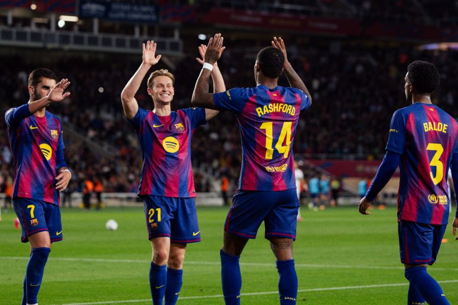 برشلونة يعود إلى طريق الانتصارات بعد فوزه على إلتشي