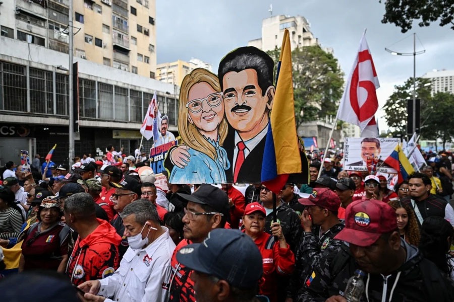 تظاهرات في كراكاس تطالب بالإفراج عن مادورو وزوجته ودعوات لحراك عالمي