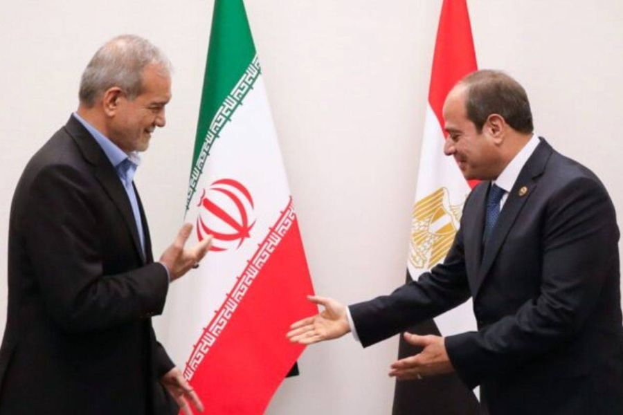 بعد شتاء طويل من القطيعة: هل يذوب جليد العلاقات المصرية الإيرانية؟