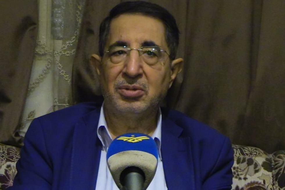 الحاج حسن: على اللبنانيين التنبّه من 