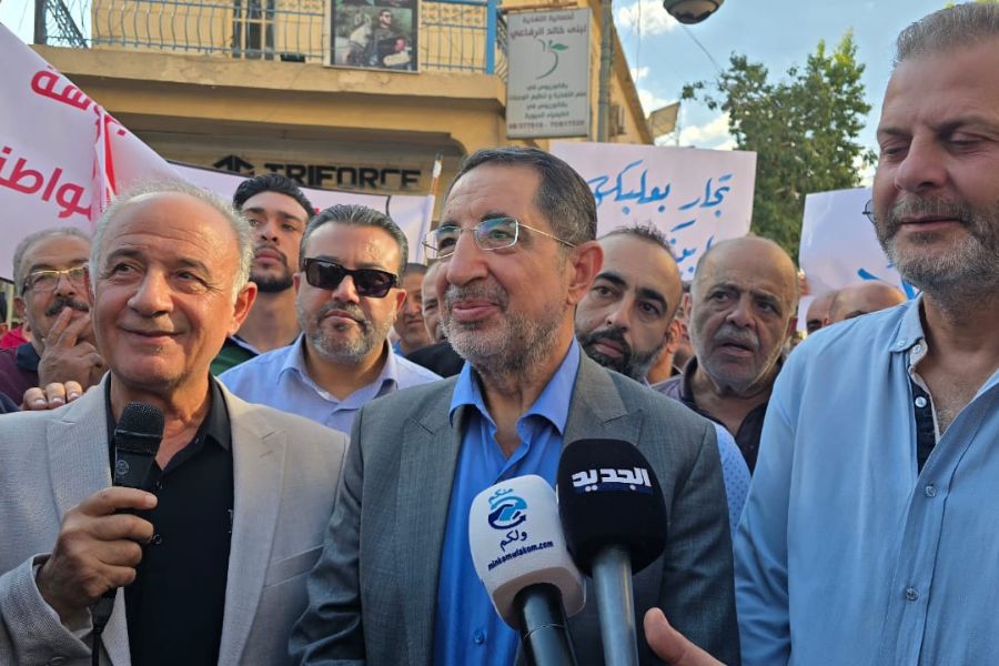 وقفة احتجاجية رفضًا لقانون الايجارات في بعلبك.. الحاج حسن وصلح: مستمرون في النضال