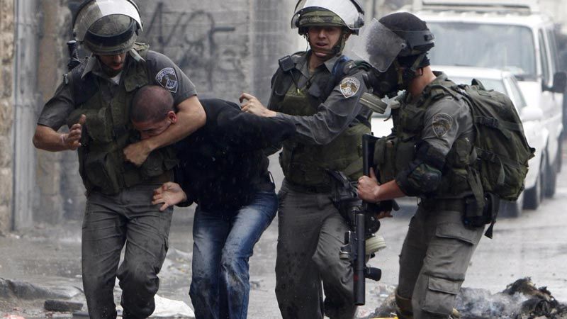 الاحتلال يعتقل 28 فلسطينيًّا في الضفة الغربية والقدس المحتلة