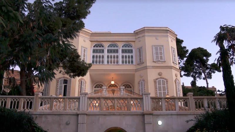 بالفيديو - كواليس القصر الجمهوري وتفاصيل حياة الرئيس الأسد
