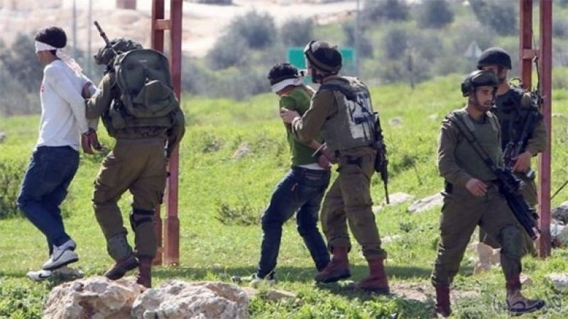 الاحتلال يعتقل 980 طفلاً فلسطينياً خلال العام المنصرم
