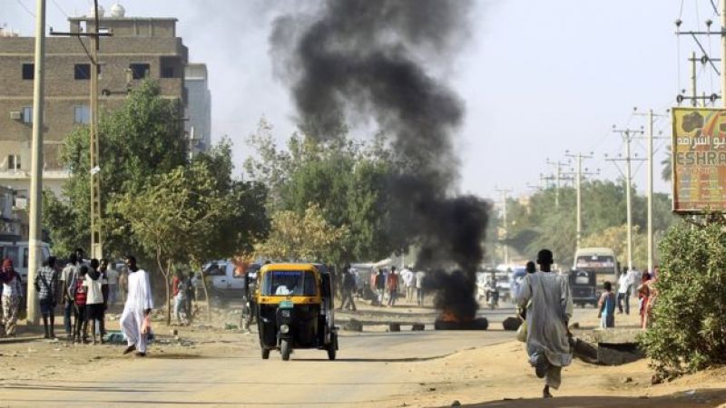 تظاهرات السودان تتجدد وسط دعوات لتنحي