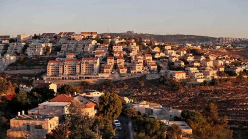الاحتلال يواصل سرقة أراضي الفلسطينيين في الضفة