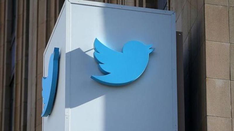 مكتب الـ FBI ينشر صور موظفين في