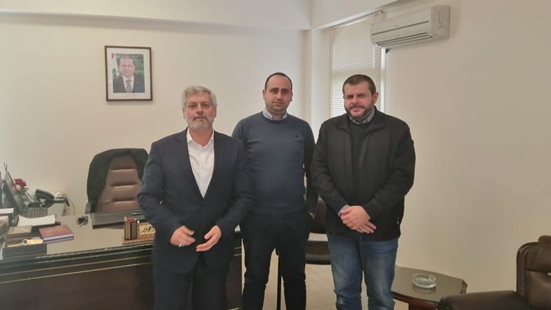 وفد من حزب الله يجول على رؤساء المصالح والدوائر الرسمية في سراي صيدا الحكومي