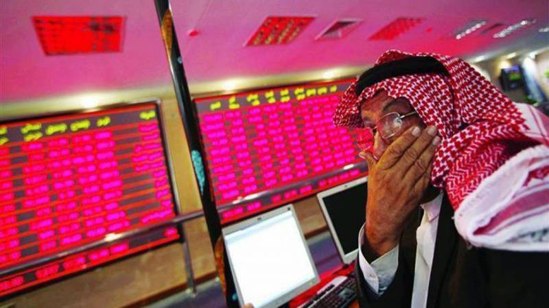 صباح أحمر في بورصات الخليج بعد فشل اجتماع 