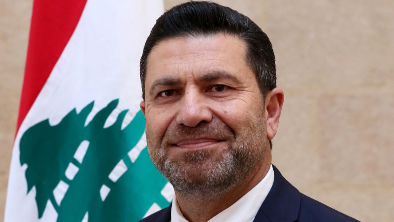 الحكومة تتّخذ قراراً بتثبيت سعر صفيحة البنزين.. وهذا ما يقوله لـ
