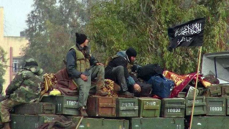 ماذا وراء استقالة قيادات الصف الأول في 