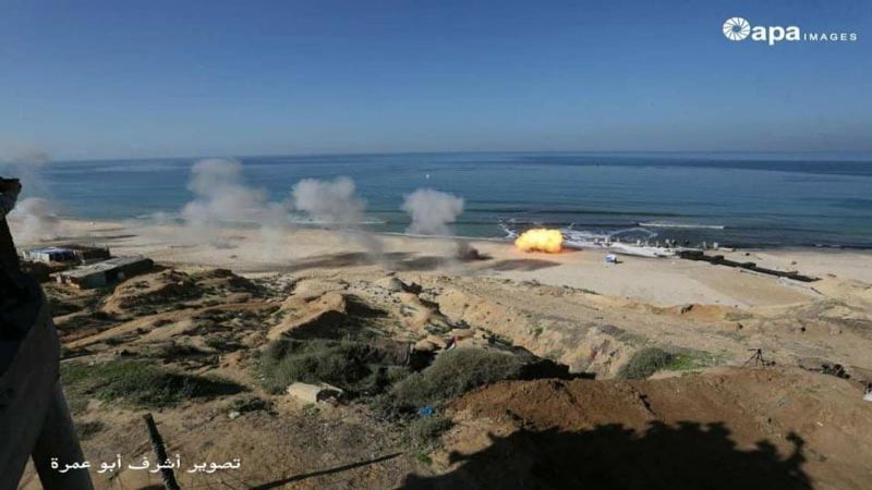 بالصور - صواريخ المقاومة تشعل سماء غزة خلال مناورة 