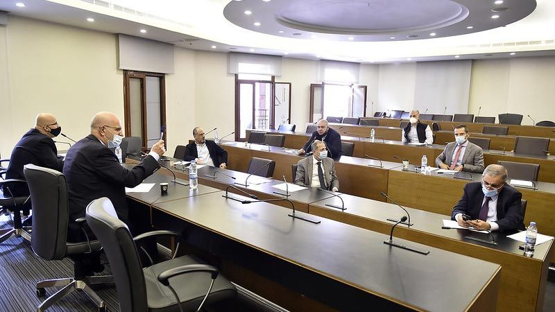 لجنة الصحة النيابية تقرّ قانون لتسريع الحصول على لقاح