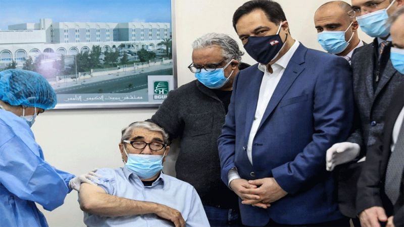 أوائل من تلقوا اللقاح في لبنان يروون لـ