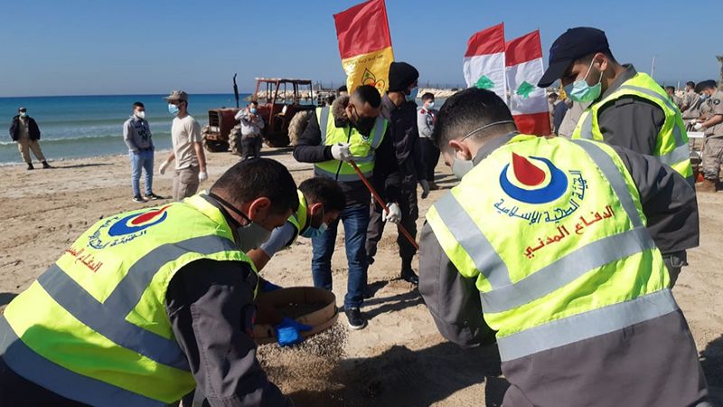حملة تنظيف للشاطئ الجنوبي من التلوث 