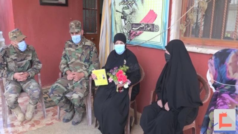 في عيدهنّ.. مقاومون يؤنسون أمّهات الشهداء