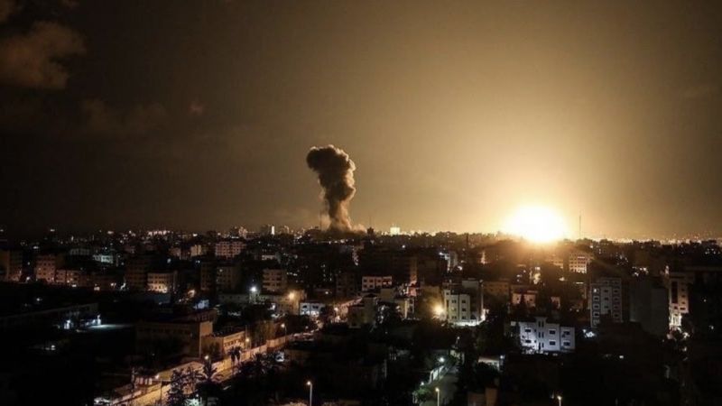 الاحتلال يقصف مواقع وأراضيَ زراعية في غزة