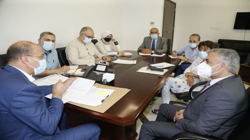 وزير الصحة تبلّغ من مصرف لبنان بدء التحويلات المصرفية لشركات الأدوية