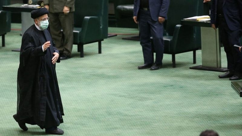 السيد رئيسي: سياستنا الخارجية ستكون وفق العزة والحكمة لإيران وشعبها