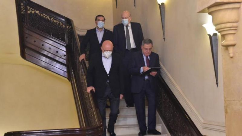 رئاسة الجمهورية ترد على رؤساء الحكومة السابقين: توقيتُ بيانكم مُريب