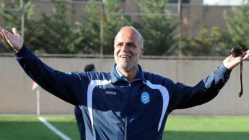 "كورونا" يخطف الكابتن محمود حمود