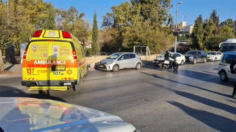 عملية طعنٍ في الشيخ جراح والاحتلال يزعم اعتقال المنفِّذة