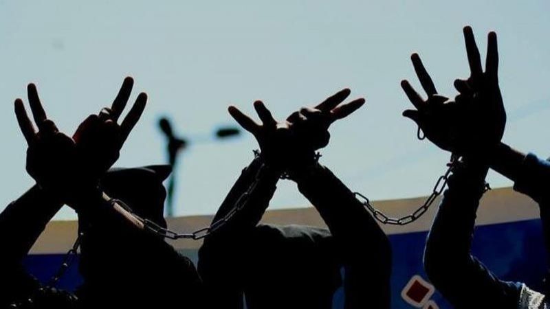 25 أسيرًا فلسطينيًا مصابًا بـ"كورونا"
