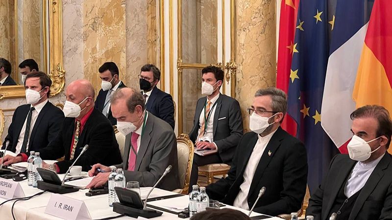 "مراوغة أميركيّة" في مفاوضات فيينا.. ما خلفيّات طرح "الإتفاق المؤقّت"؟