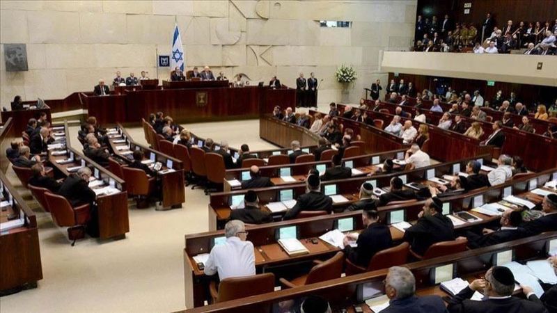 العدو يمدد "قانون منع لم شمل" العائلات الفلسطينية العنصري
