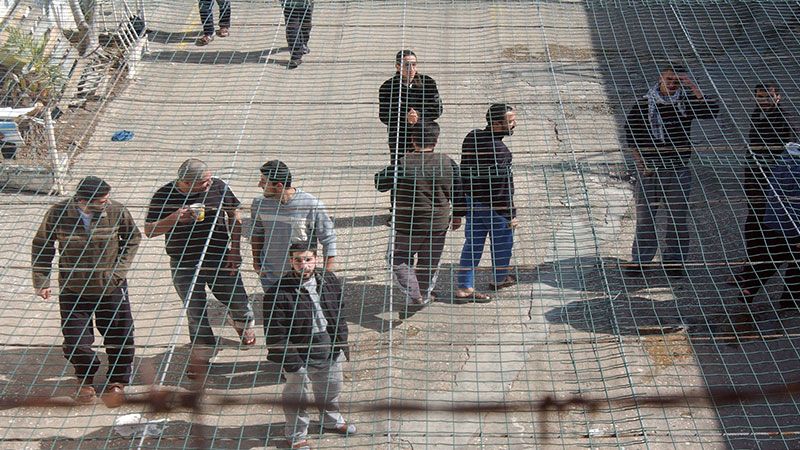 نادي الأسير الفلسطيني: قرار الأسرى بالإضراب عن الطعام أصبح حتميًّا