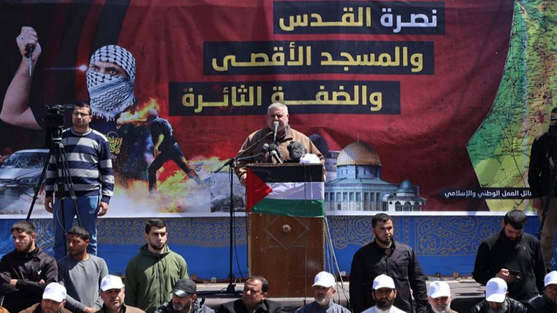 مهرجان حاشد للفصائل بميدان فلسطين.. "غزة لن تقف مكتوفة الأيدي"