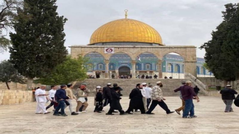 لليوم الثالث ..الاحتلال ينتهك حُرمة الأقصى