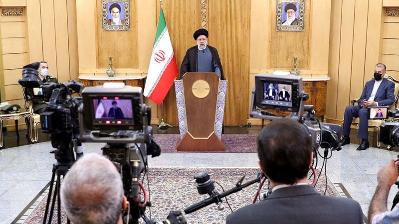 الرئيس الإيراني يزور عُمان: لتمتين العلاقات