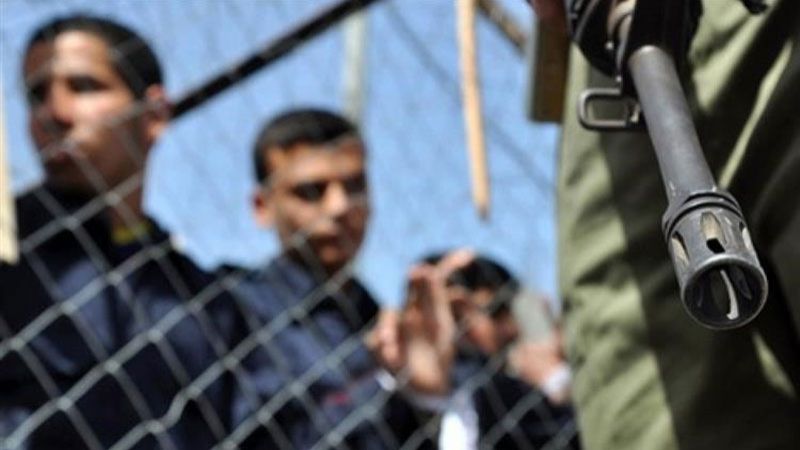 الأسرى الفلسطينيون يبدأون اليوم تصعيدًا ضد إدارة سجون الاحتلال