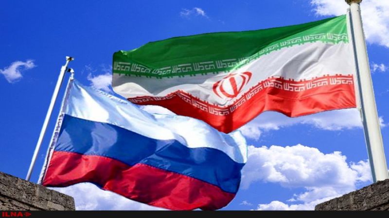 إيران توقع 12 مذكرة تفاهم مع روسيا في صناعة السيارات 