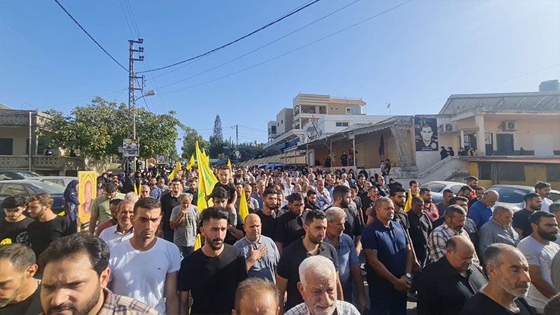كوثرية السياد تودع فقيد الجهاد والمقاومة أحمد حسن موسى بمأتم كبير 