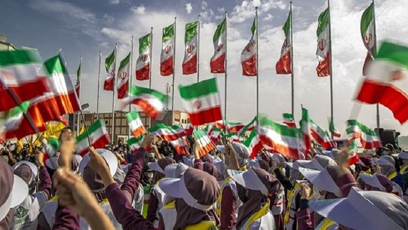 "حرس الثورة": الشعب الإيراني سيعلن في يوم مقارعة الاستكبار العالمي هزيمة الفتنة الأميركية الصهيونية