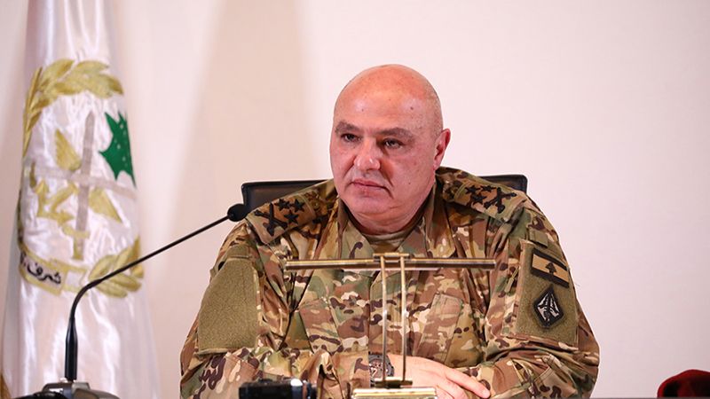 قائد الجيش: الوضع الأمني ممسوك ولن نسمح باستغلال الوضع 