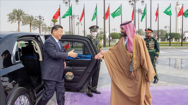 قمم الرياض واختبار بيروت