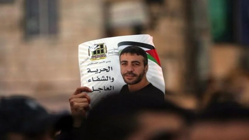 "حالته خطيرة جدًّا ودخل في غيبوبة".. الأسير أبو حميد "يلفظ أنفاسه الأخيرة"