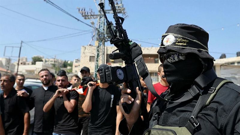 كتيبة نابلس تتصدى لقوات الاحتلال في مخيم بلاطة: إصابات مباشرة في صفوف العدو  