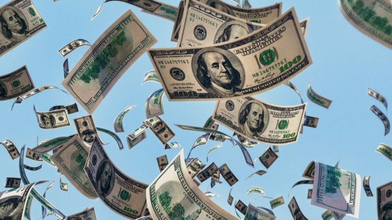الدين العام في "ذوبان" مستمر على حساب أموال المودعين!