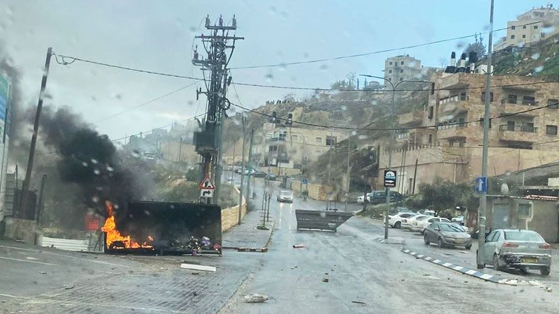 المقدسيون يبدأون خطوات العصيان المدني.. والأسرى يعلنون التمرد 