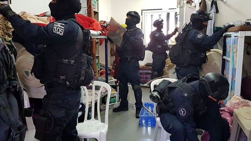 قوات القمع الصهيونية تُجري تفتيشات استفزازية في سجن "جلبوع"